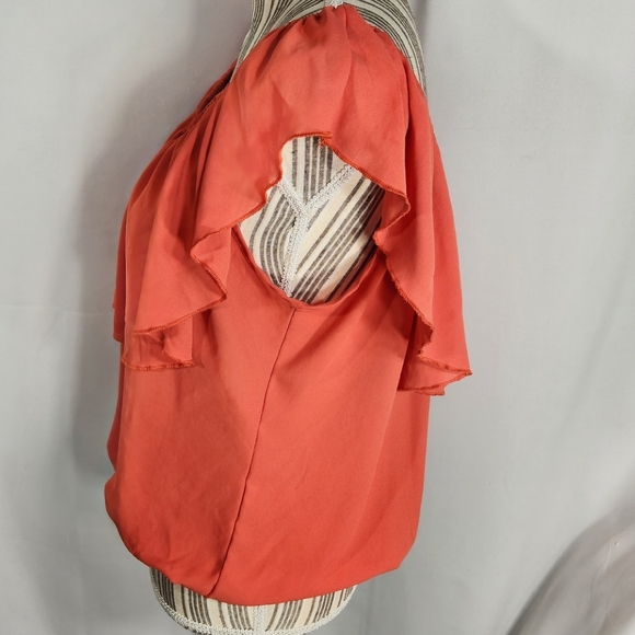 Wet Seal Orange On / Off Shoulder Ruffle Neckline Top Size Medium - Picture 5 of 8